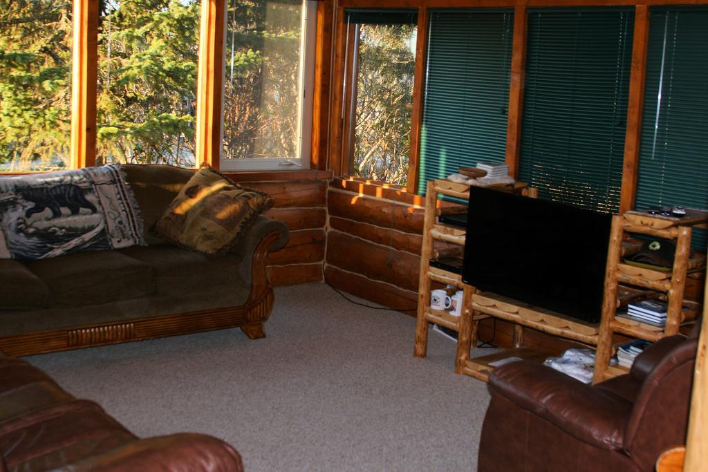 Bear Den Vacation Home Anchor Point Værelse billede